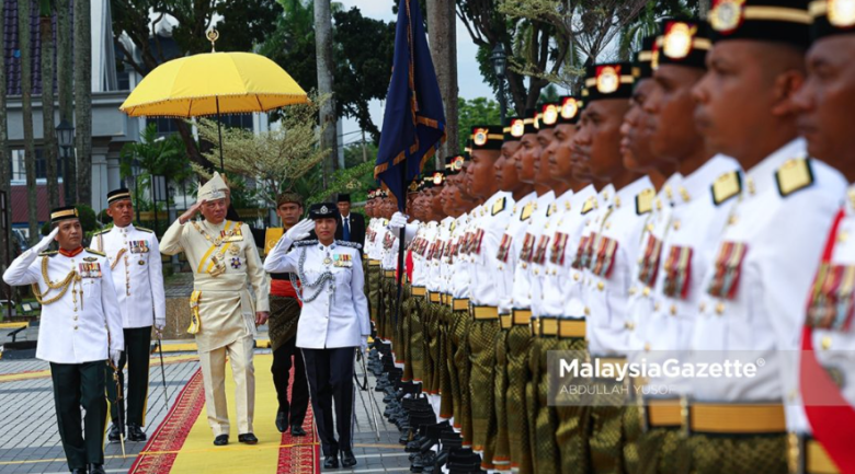 Sultan Nazrin Berangkat Rasmi Istiadat Pembukaan Persidangan DUN Perak