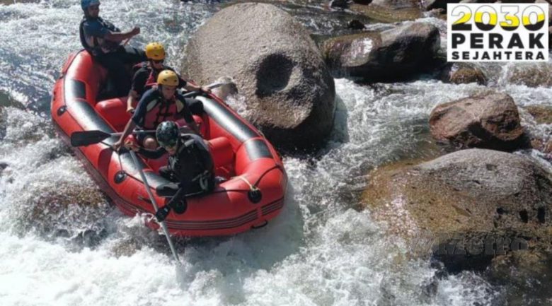 Adrenalina memuncak layan 'water rafting' Sungai Selama!