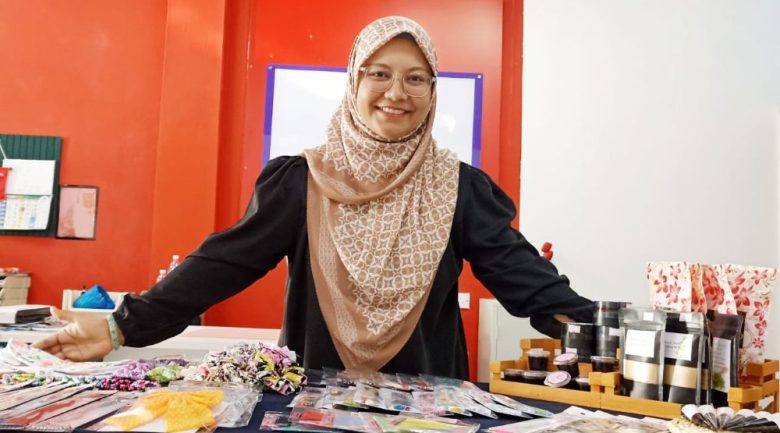 Zakiyah guna AI perluas perniagaan